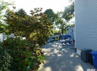 8024 57th St, Ridgewood, NY 11385