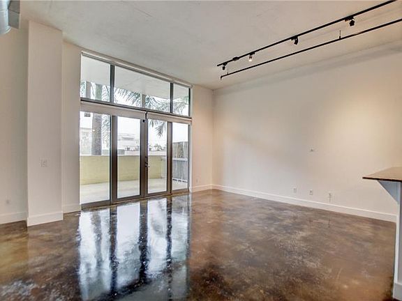 3rd image of 180 NE 4th Ave APT 208