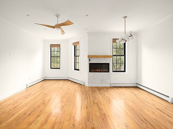 2nd image of 274 Bleecker St