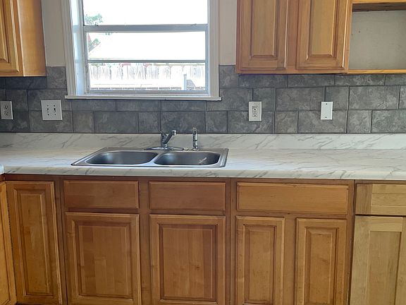 Kitchen (leading to backyard)