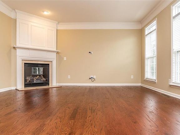 4th image of 1667 Wehunt Pl SE
