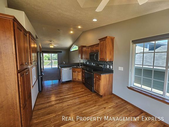 2nd image of 4809 S Emma Ln