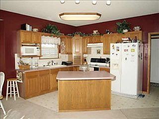 4th image of 470 W 130th Ave N