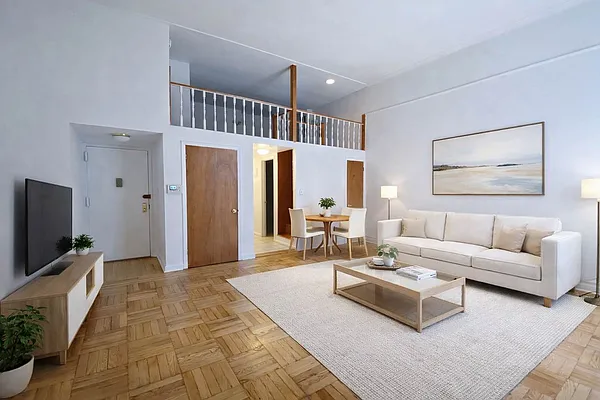 66 West 69th Street #2R
