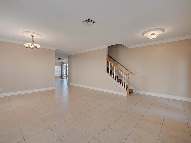 2788 Inlet Cove Ln W — Photo 3