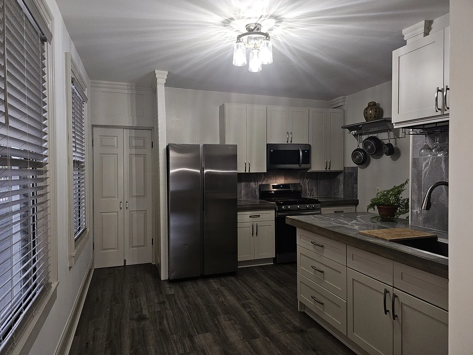 2 bed, 1158 sqft, $1,550 — Photo 3