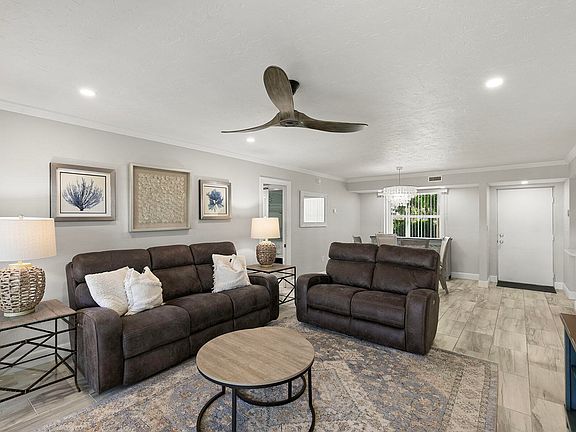 5th image of 1014 S Collier Blvd Unit 111