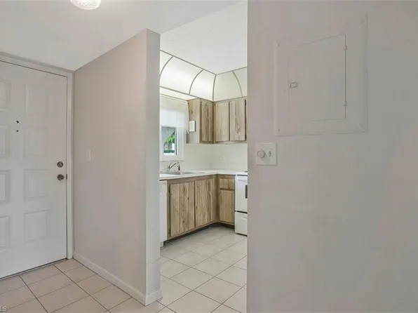 4306 27th CT SW #102, NAPLES, FL 34116