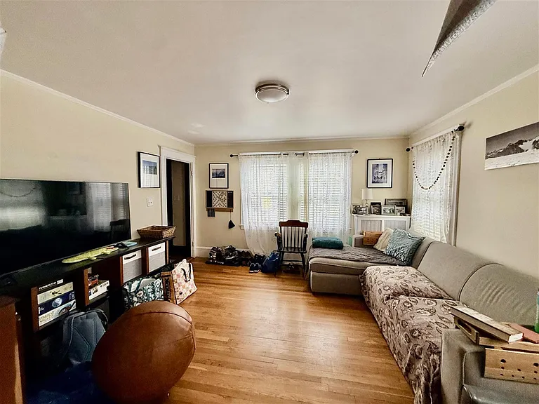 25 Verdun St #1 — Photo 15