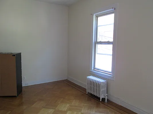 Rented by Windsor Homes Realty Corp | media 15