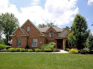 3622 Deer Creek Dr, Maumee, OH 43537