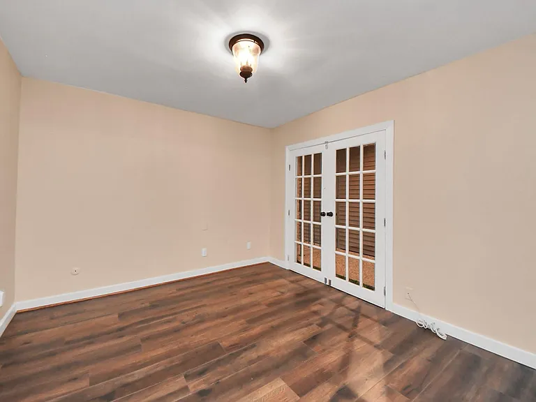 10843 Pepper Ln — Photo 13