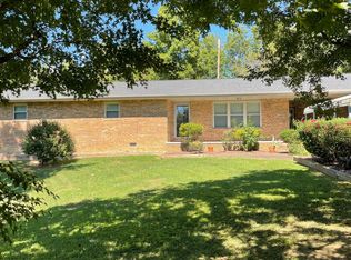 1620 Paulas Huskey Cir, Sevierville, TN 37876