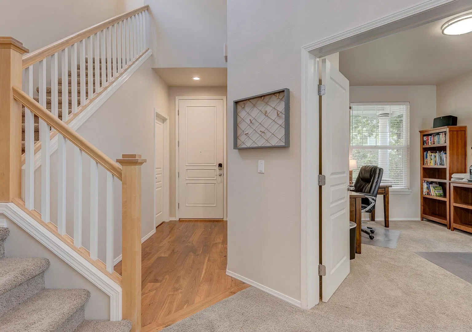 Fully Furnished 3 bed, 2.5 bath Short Term Rental - Mill District, Boise — Photo 3