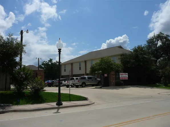4504 College Main St #114, Bryan, TX 77801