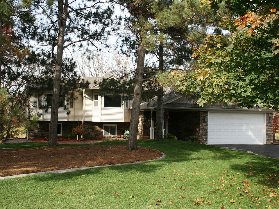 Front of home - Very Private