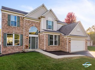 1 Snead Ct, Bolingbrook, IL 60490