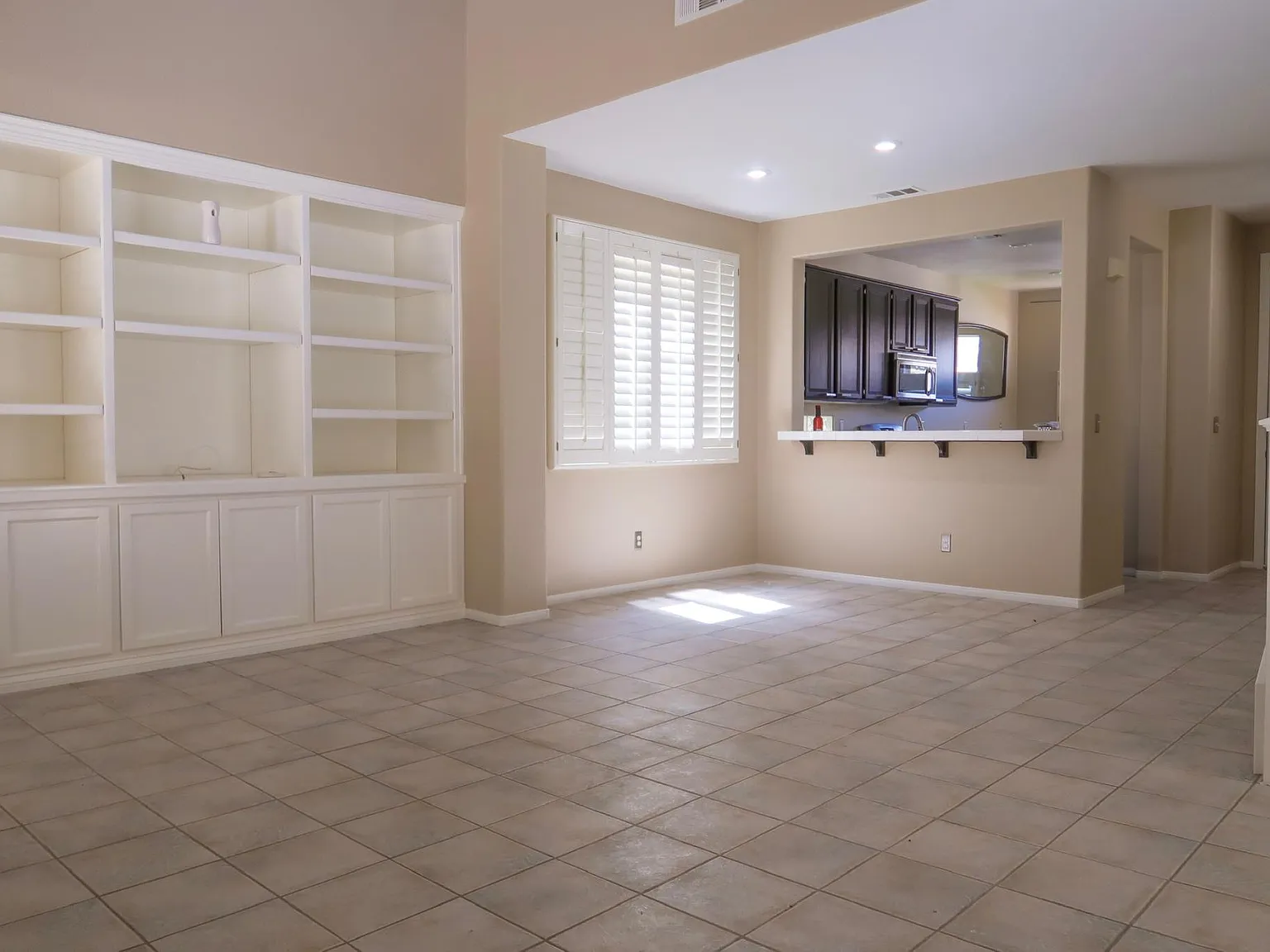 710 Elliot Peak Ave — Photo 4