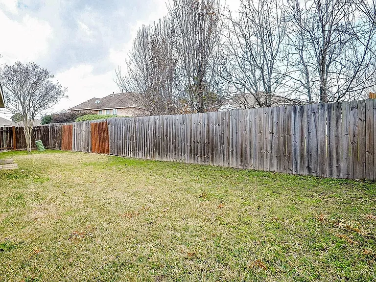 24718 Cobble Canyon Ln — Photo 31