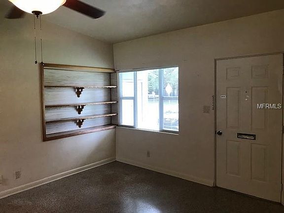 3rd image of 2829 Park Ave