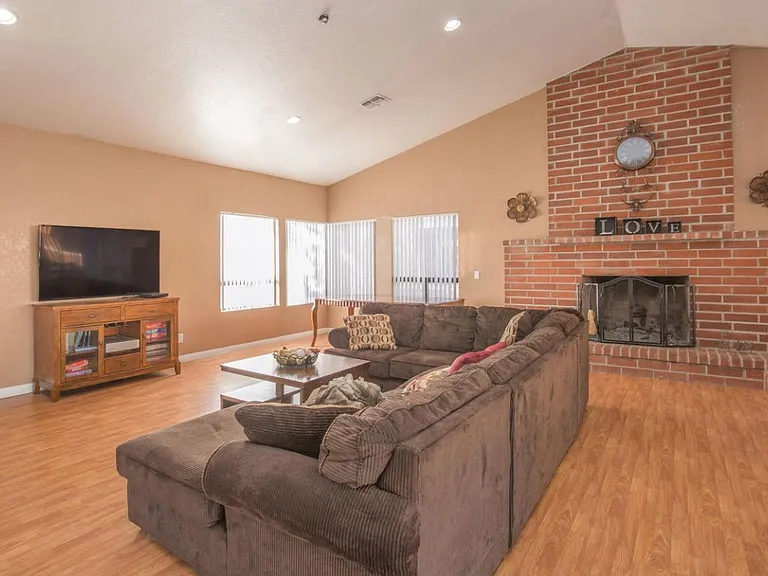 SummerRidge Apartments — Photo 15