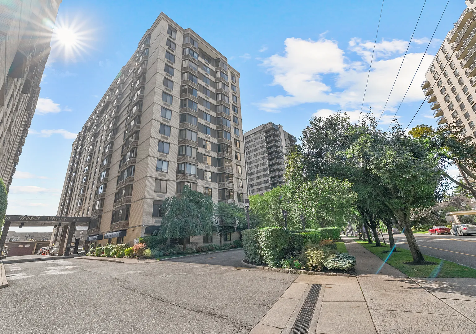 2 bed, 1100 sqft, $2,450 — Photo 1