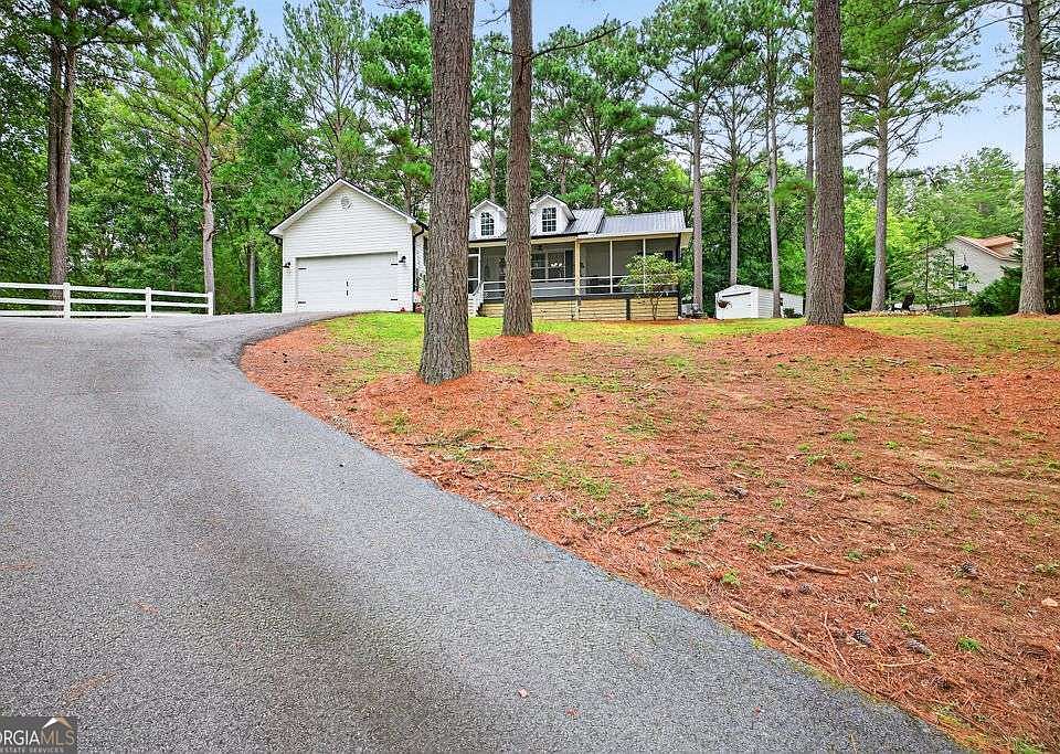 1st image of 372 Havenwood Rd