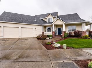 3105 Arrowhead St, Eugene, OR 97404