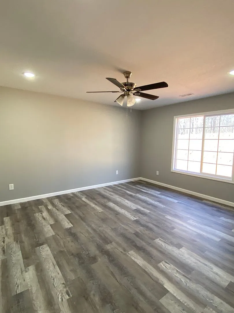 353 Apple Park Way, 3 bedroom, 2 bath home for lease — Photo 4