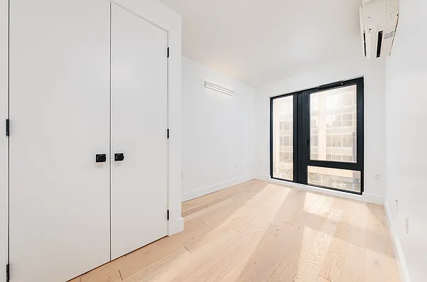 Rented by REAL New York | media 22