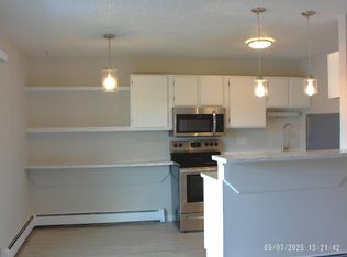 5042 El Camino Dr APT 90, Colorado Springs, CO 80918