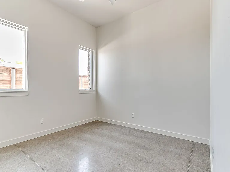 1632 Spoke Street — Photo 4