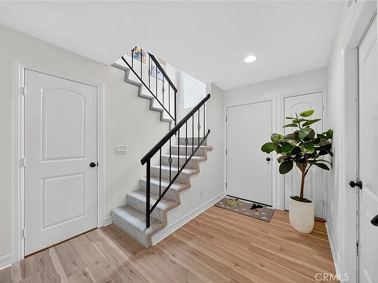 4842 Carmonita Ln — Photo 4