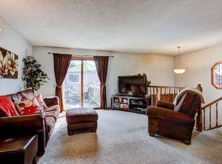 917 104th Ave NW, Coon Rapids, MN 55433