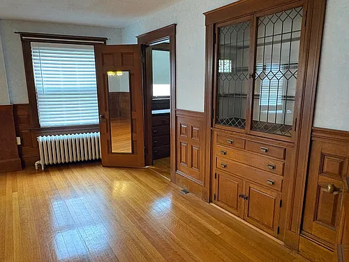 200 Washington St #1 Photo 1