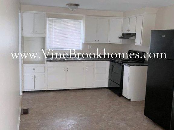 3rd image of 10115 E Chris Dr