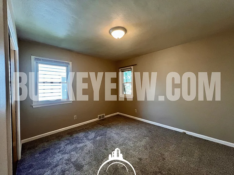 2653 Letchworth Pkwy — Photo 13