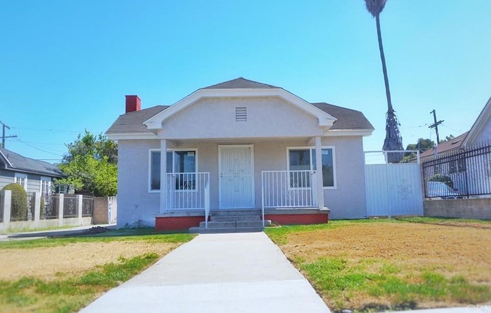 1st image of 3526 W 58th Pl