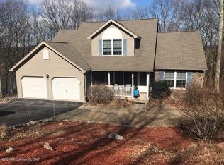 481 Turnberry Ln, Hazle Township, PA 18202