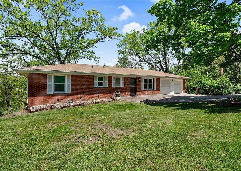 904 E Golf Hill Dr, Excelsior Springs, MO 64024 | MLS #2532931