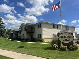 1577 Stonebridge Rd, West Bend, WI 53095