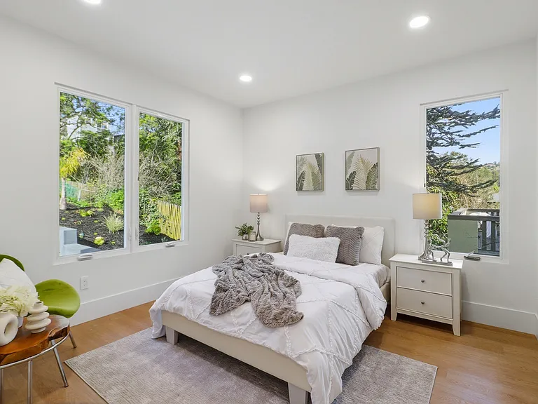 21 Cambridge Way — Photo 28