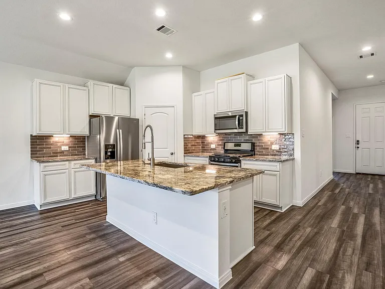 922 Youth Water Rd — Photo 17