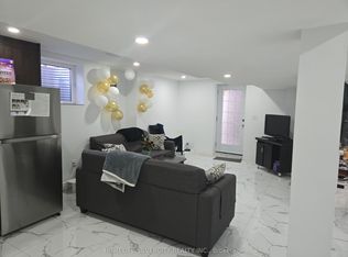 80 Abitibi Lake Dr, Brampton, ON L6R 0V6