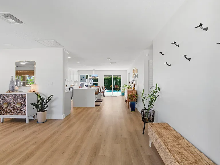 710 59th Ave — Photo 33