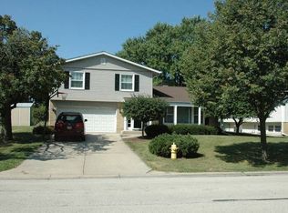 902 N Hemlock Ln, Mount Prospect, IL