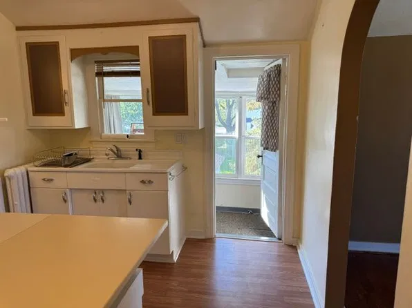 38 Pine St #40, Zeeland, MI 49464