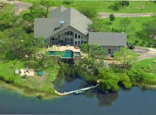 118 N Waxahachie St, Alton, TX 78573