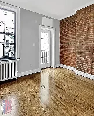 Rented by REAL New York | media 3