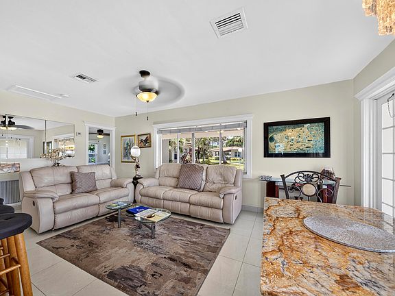 5th image of 1225 Hillsboro Mile #Villa H2